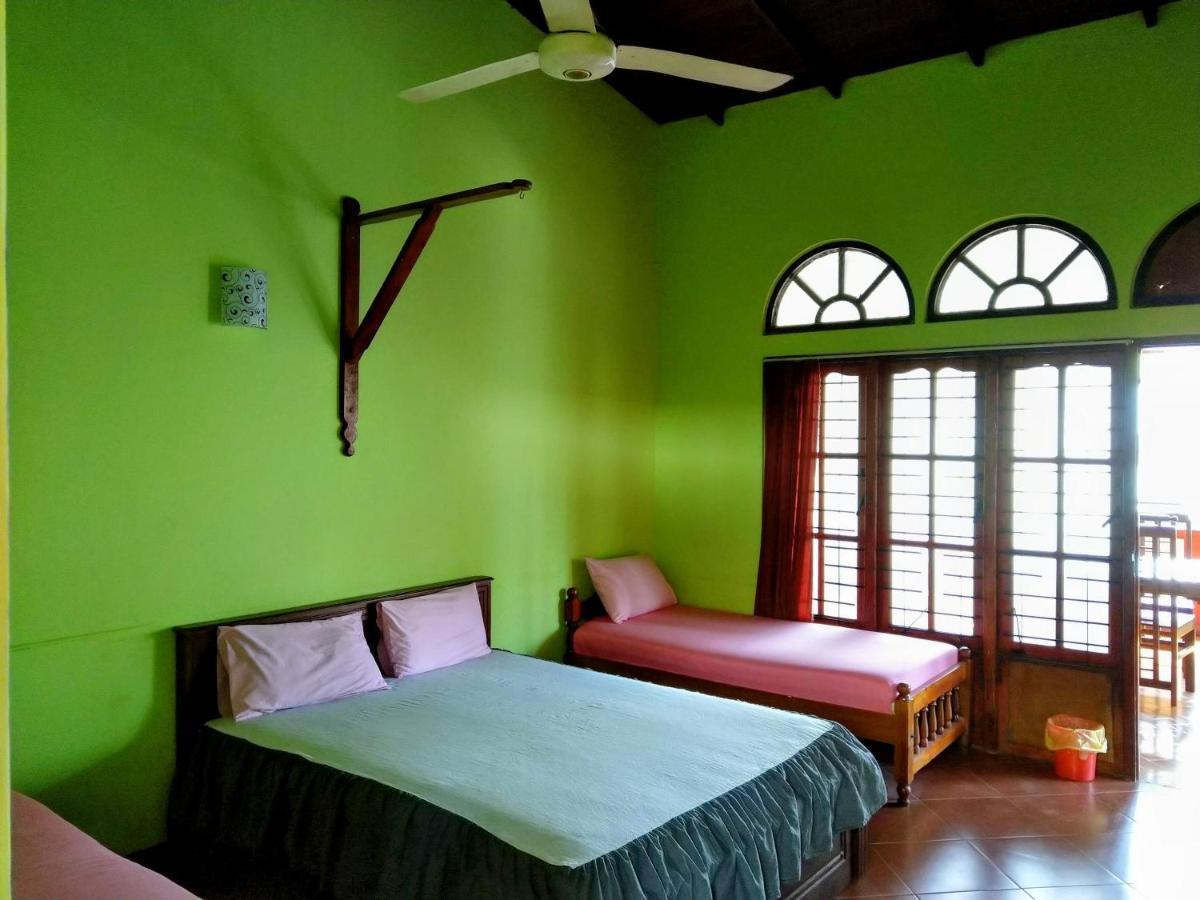 Kandyan Feel Free Homestay Екстер'єр фото